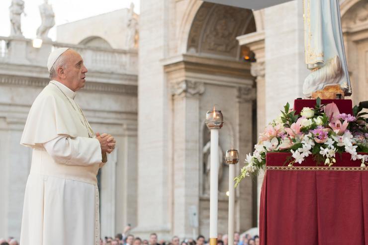 Oração do Papa Francisco na Capelinha das Aparições