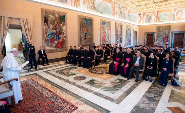 Membros do Pontifício Colégio Português de Roma cantaram o 